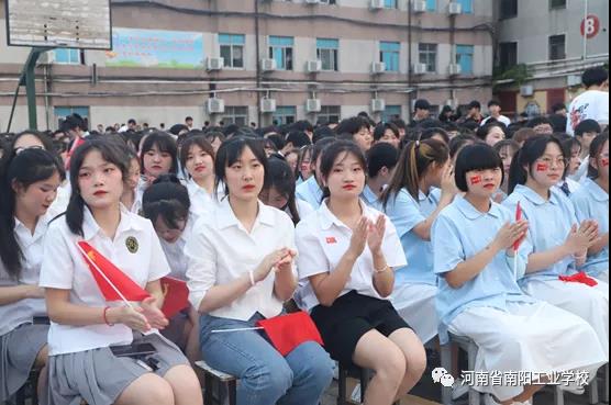 ꖹI(y)W(xu)УcףЇ(gu)a(chn)h100ϳِ